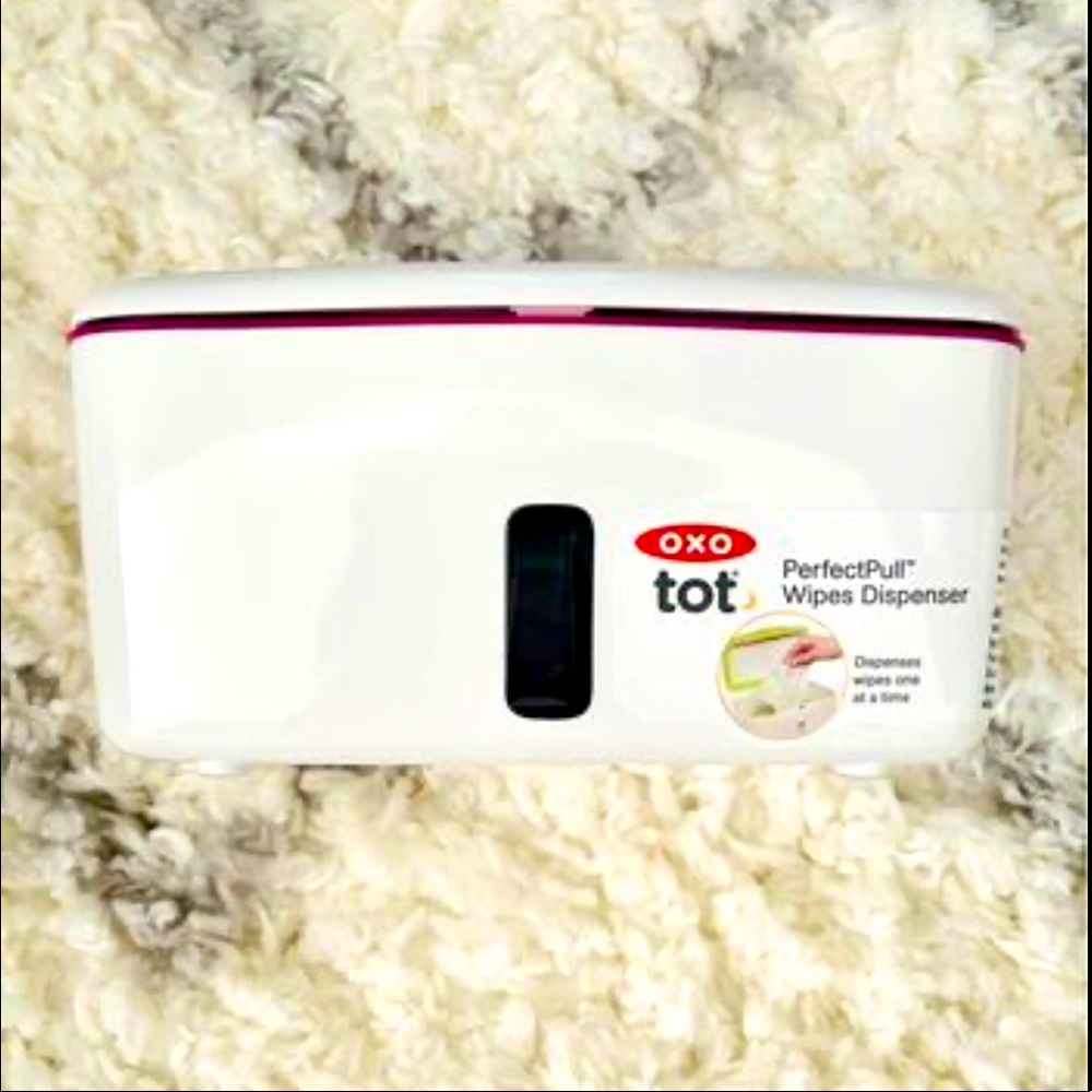 Brand New! OXO TOT Perfect Pull Wipes Dispenser